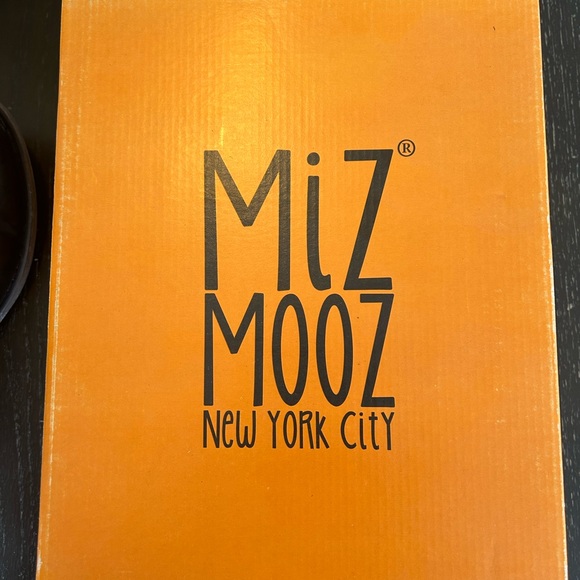 Miz Mooz Lissie Black Leather Booties - Picture 5 of 6